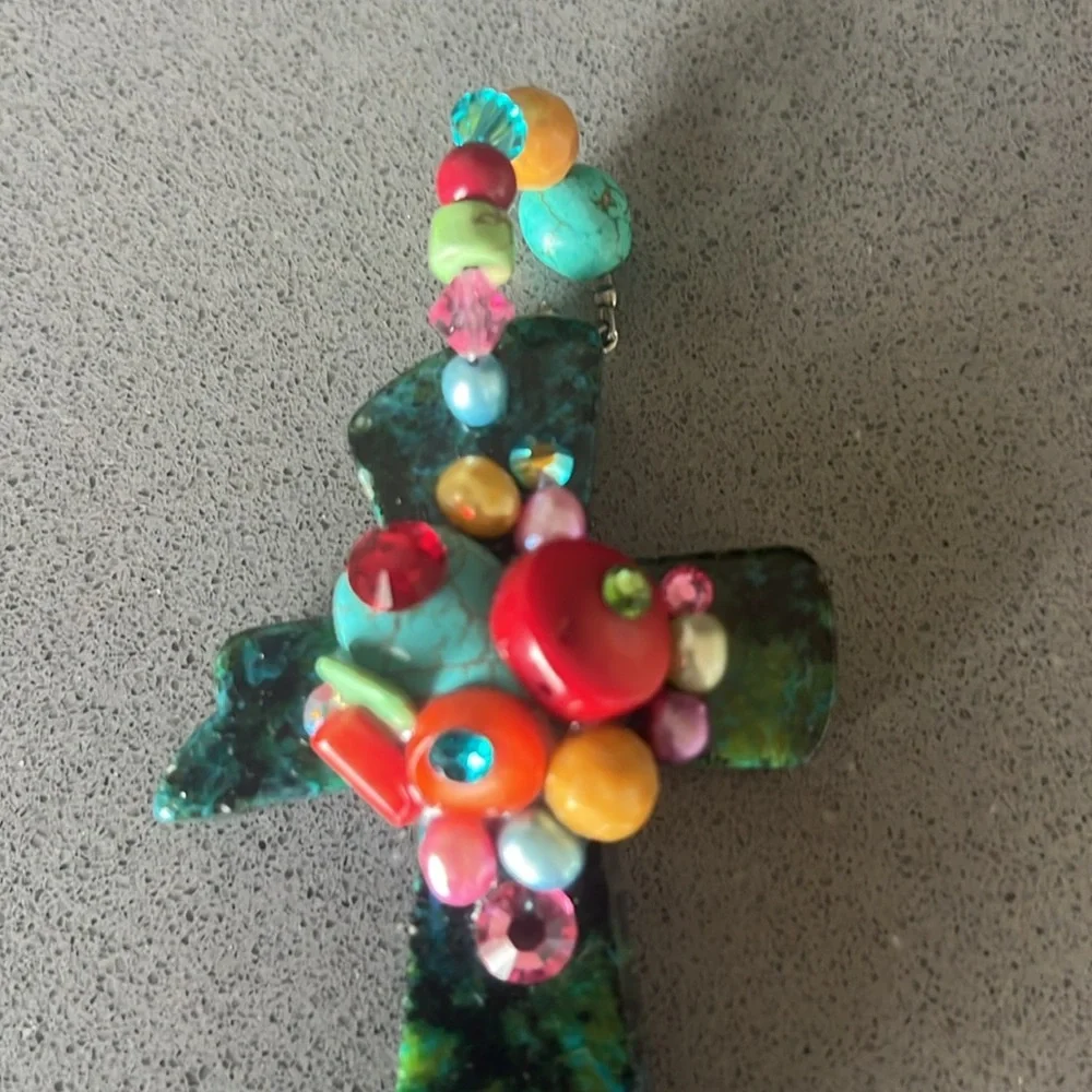 Stone Cross Pendant - Picture 2 of 4